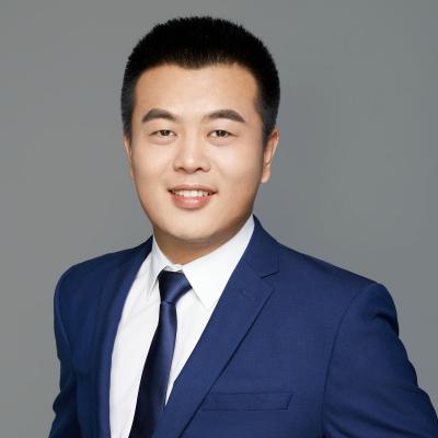 李新海